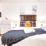 Beautiful Family Apartment Near Oxford Street