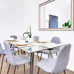 Beautiful Family Apartment Near Oxford Street